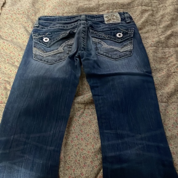 Jeans - Picture 8 of 8